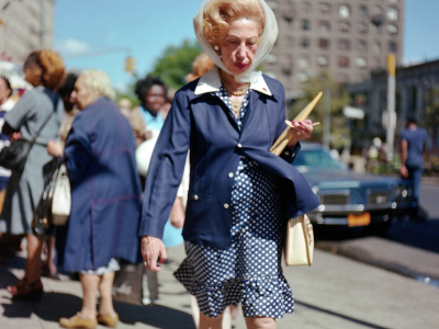 Catherine DeLattre: Shoppers, Broadway Upper West Side, NYC, 1979-80 | OSMOS | Sep 06 - Nov 04